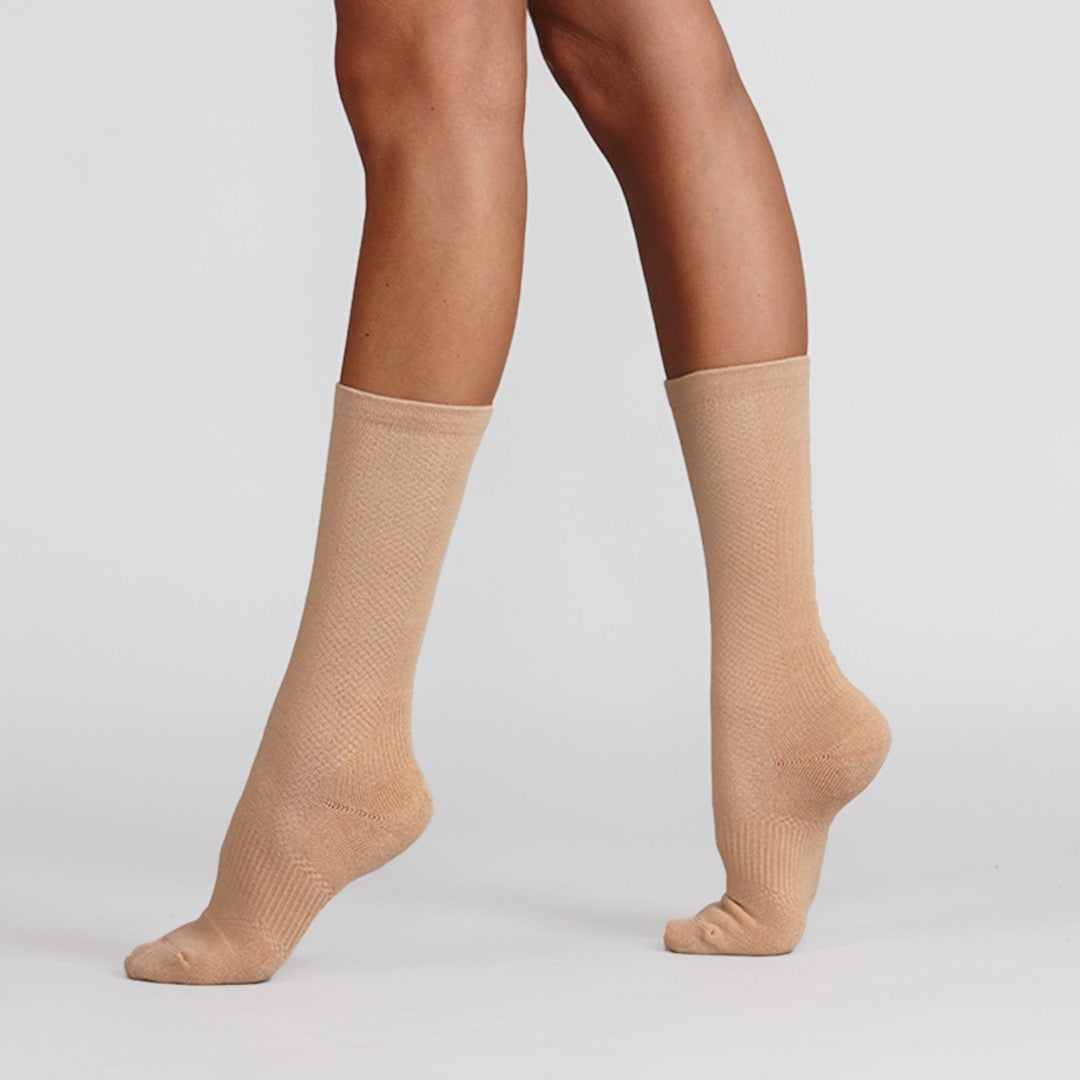 Silky Dance Turning Socks